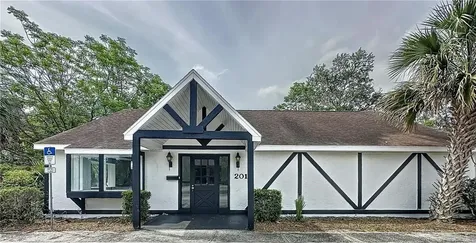 2017 W Main Street Leesburg FL 34748