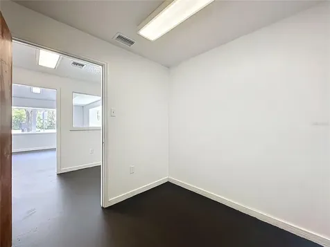 2017 W Main Street Leesburg FL 34748