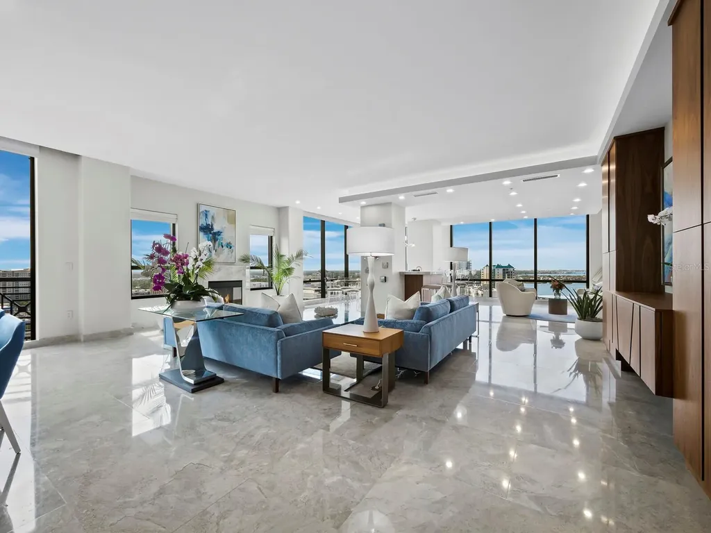 50 Central Avenue Sarasota FL 34236