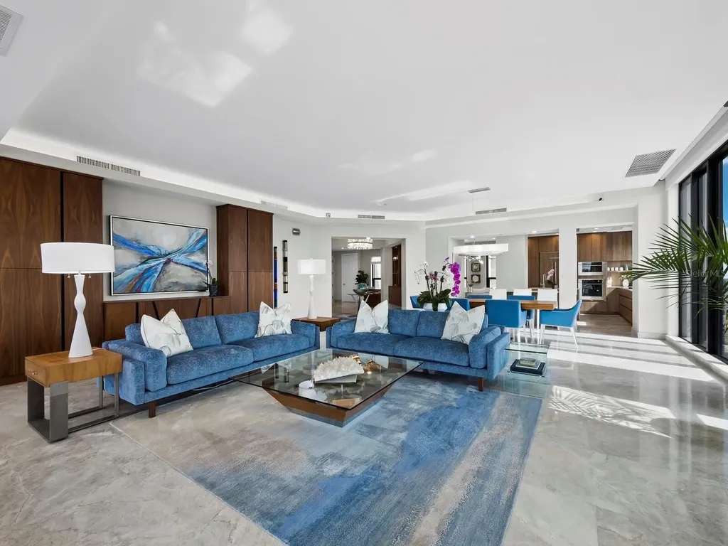 50 Central Avenue Sarasota FL 34236