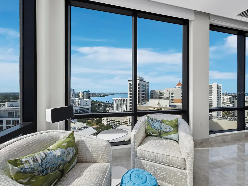 50 Central Avenue Sarasota FL 34236