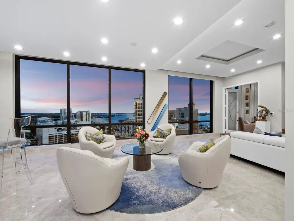 50 Central Avenue Sarasota FL 34236