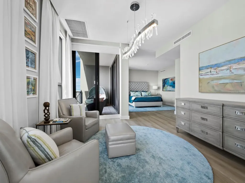 50 Central Avenue Sarasota FL 34236