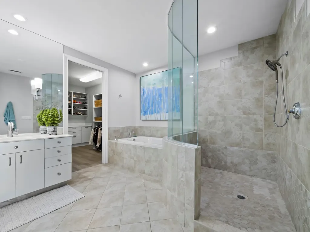 50 Central Avenue Sarasota FL 34236