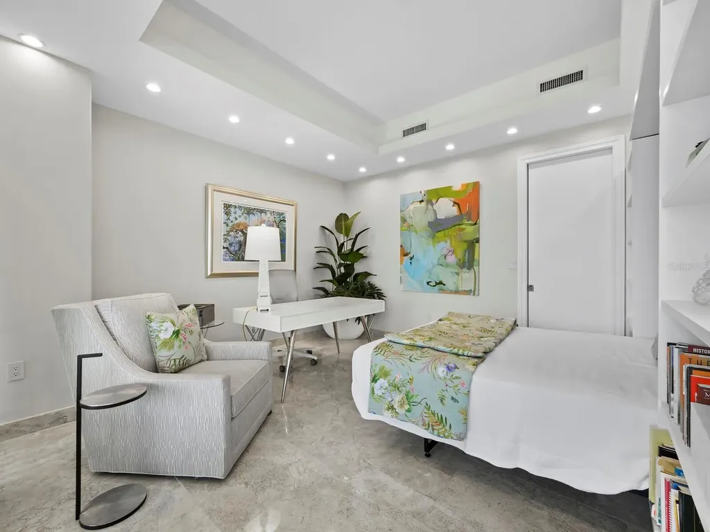 50 Central Avenue Sarasota FL 34236