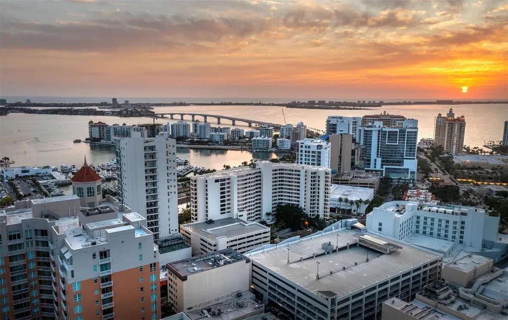 50 Central Avenue Sarasota FL 34236