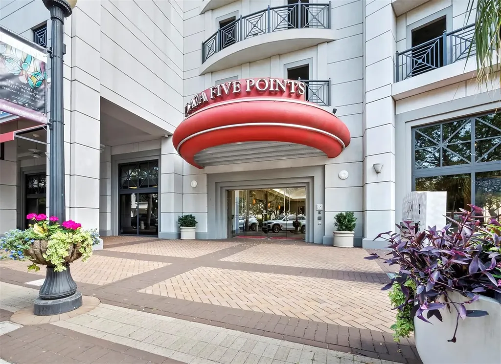 50 Central Avenue Sarasota FL 34236