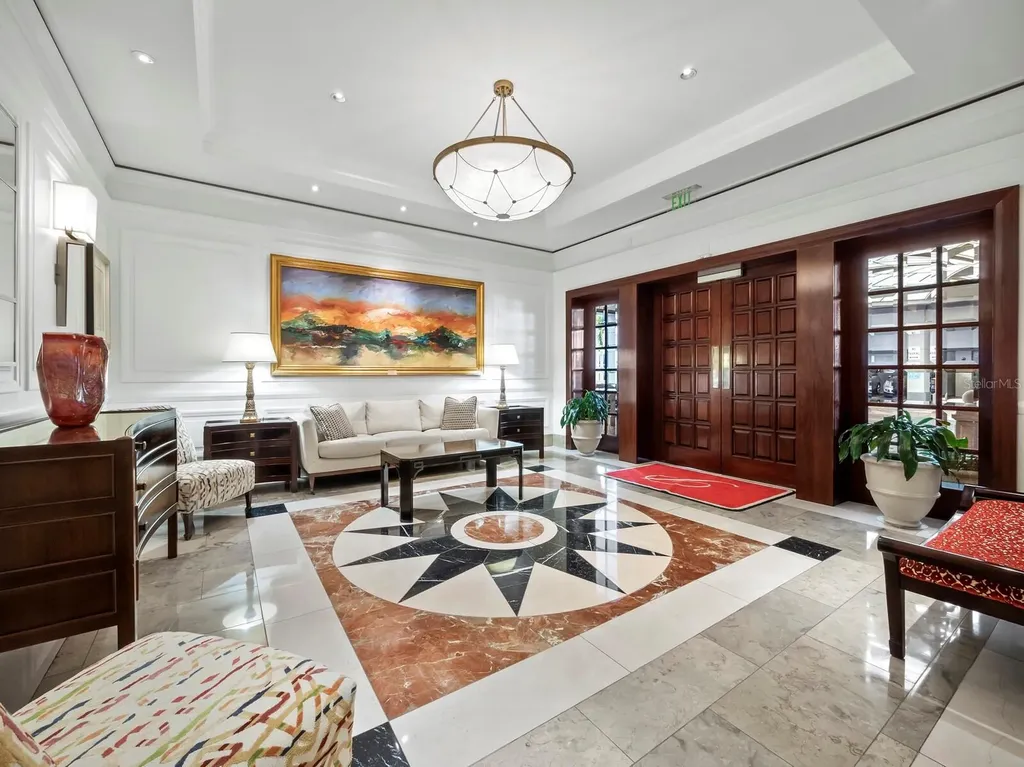 50 Central Avenue Sarasota FL 34236