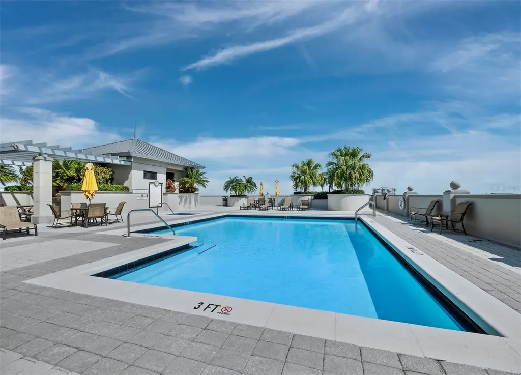 50 Central Avenue Sarasota FL 34236