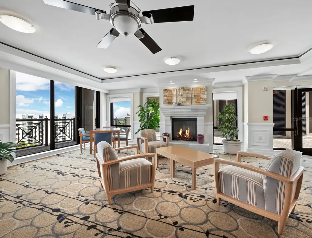 50 Central Avenue Sarasota FL 34236