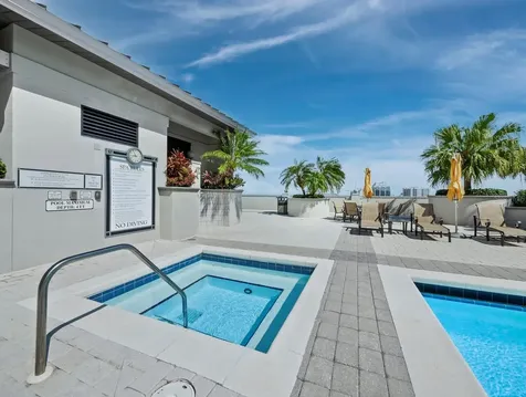 50 Central Avenue Sarasota FL 34236