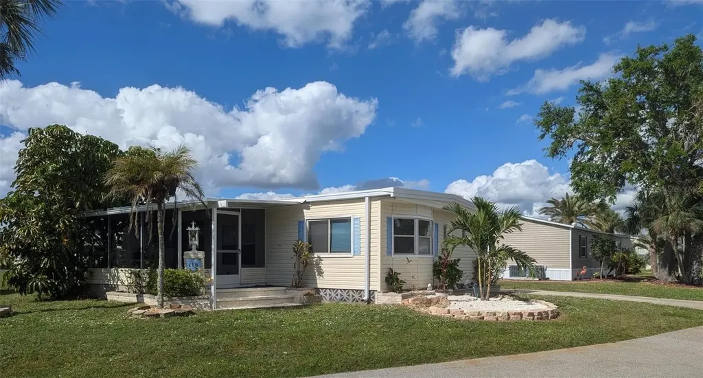2100 Kings Highway Port Charlotte FL 33980