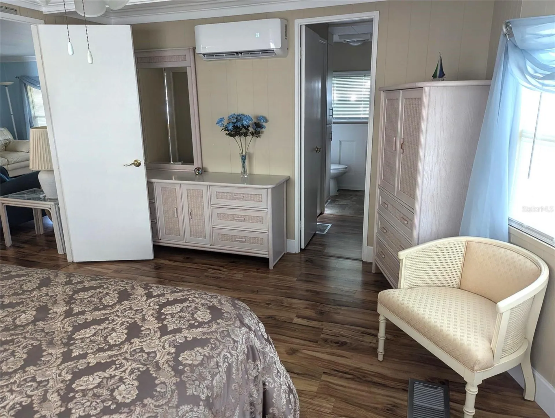 2100 Kings Highway Port Charlotte FL 33980