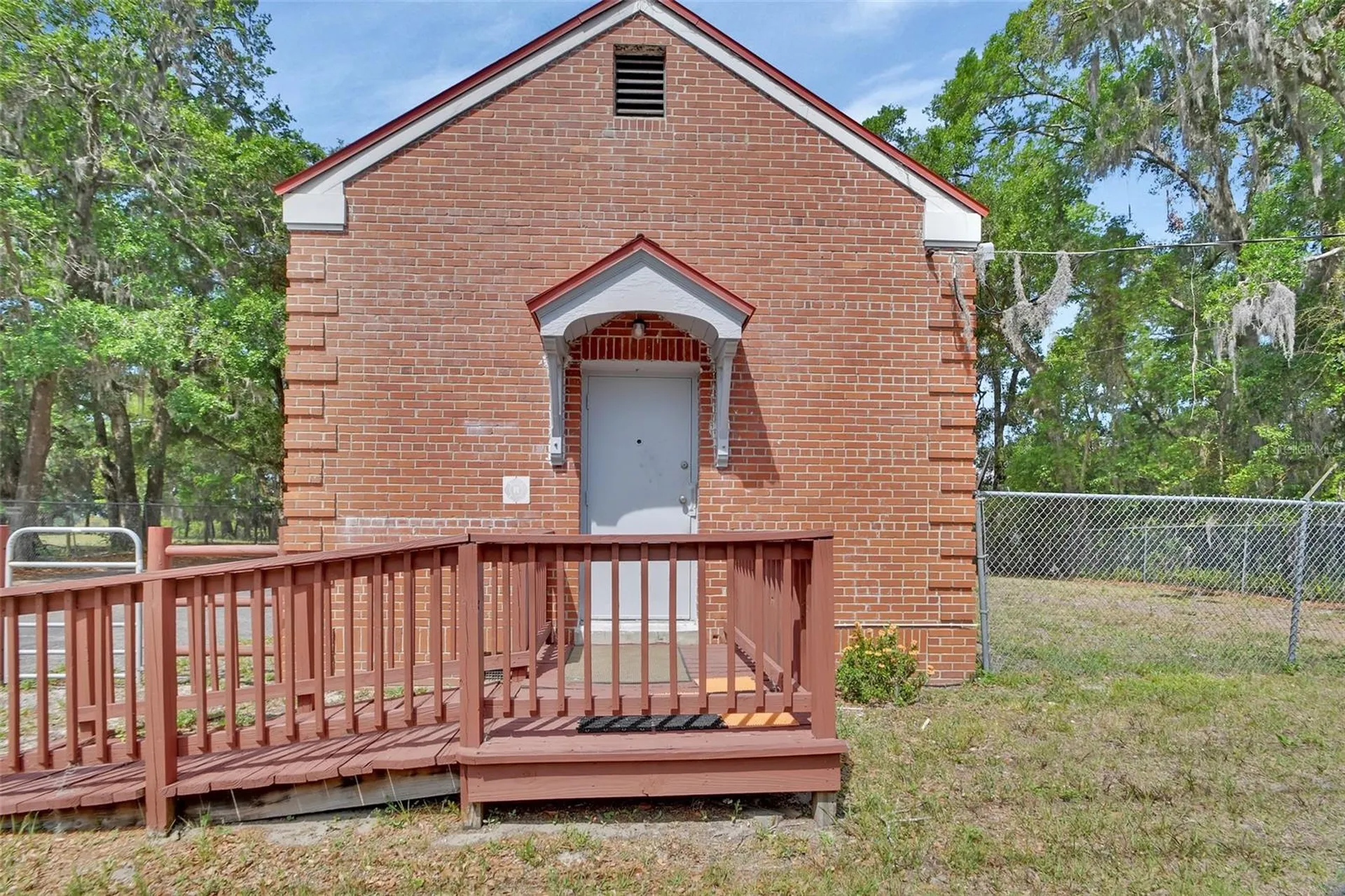 3280 N Spring Garden Avenue Deland FL 32720