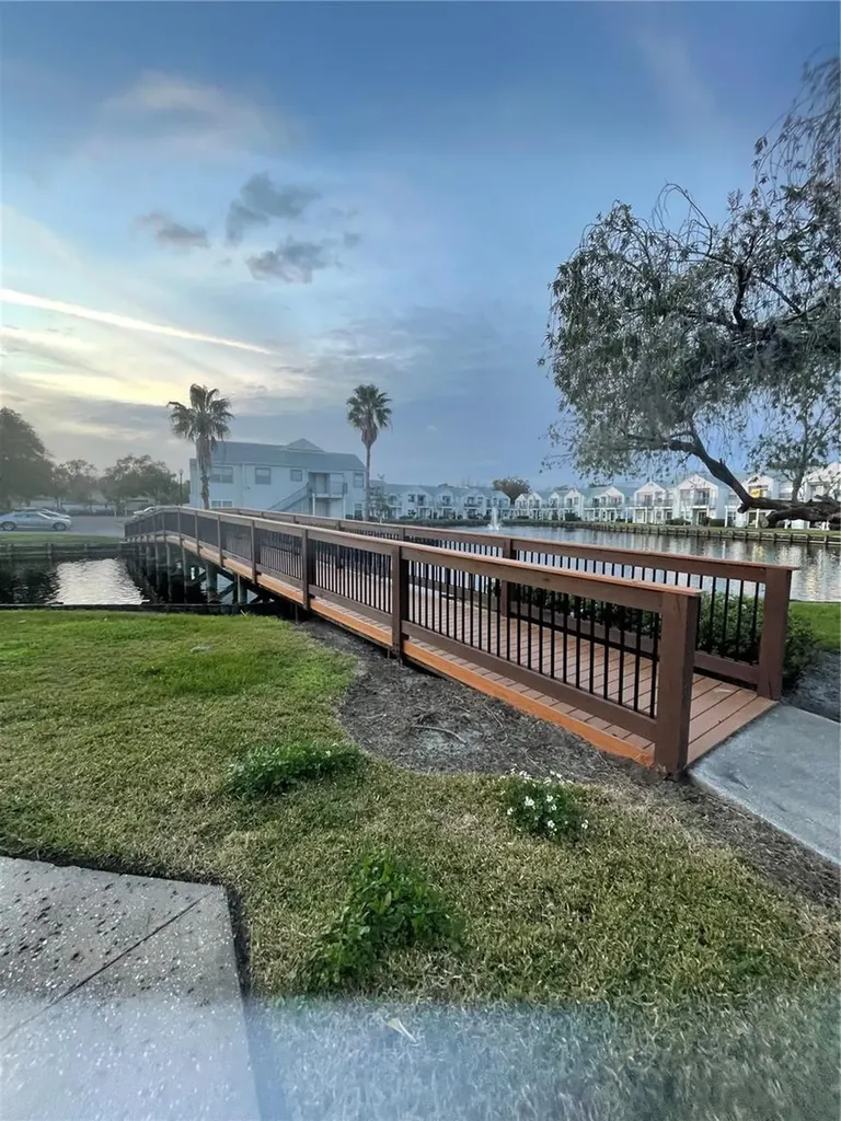 2516 Woodgate Boulevard Orlando FL 32822