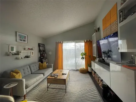 2516 Woodgate Boulevard Orlando FL 32822
