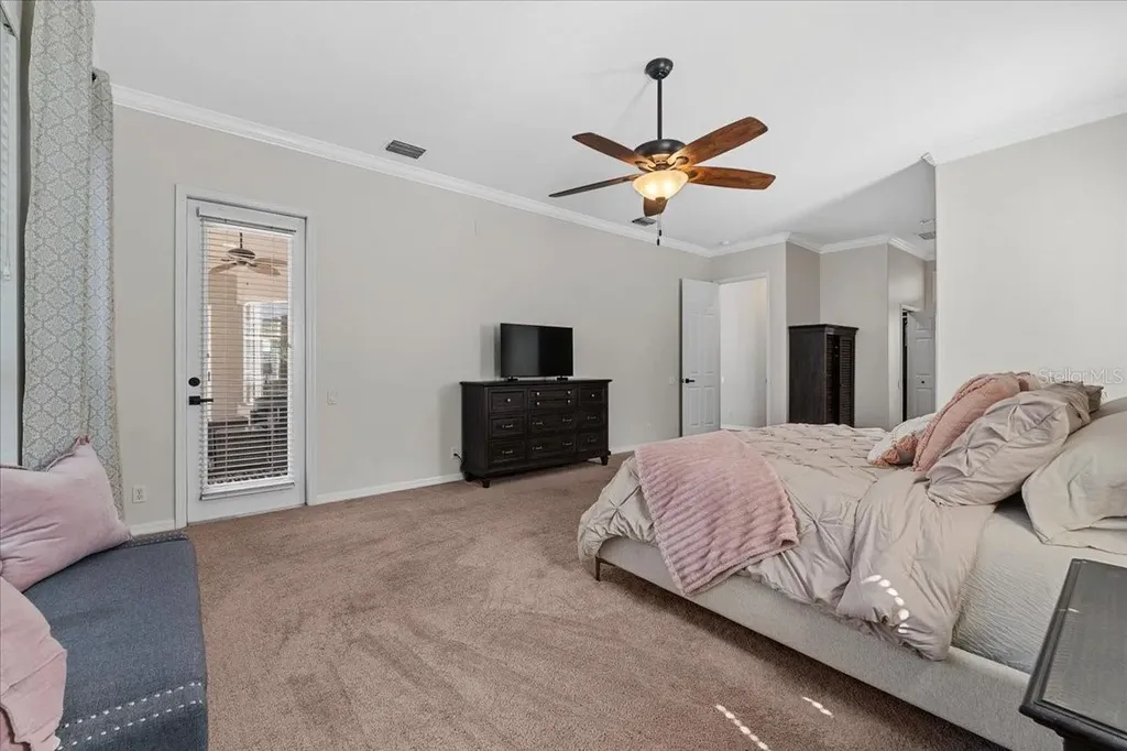 6007 Hammock Hill Avenue Lithia FL 33547