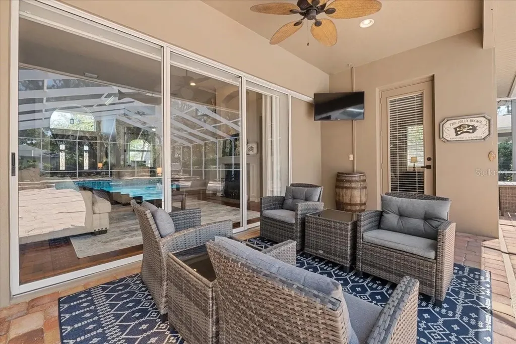 6007 Hammock Hill Avenue Lithia FL 33547