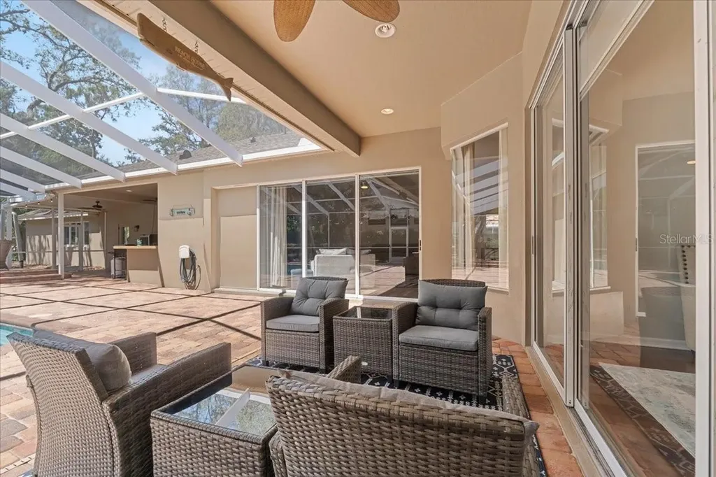 6007 Hammock Hill Avenue Lithia FL 33547