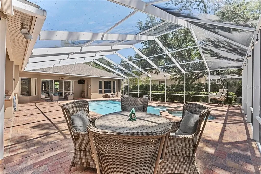 6007 Hammock Hill Avenue Lithia FL 33547