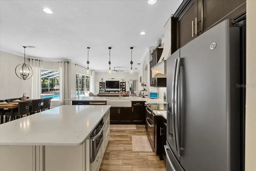 6007 Hammock Hill Avenue Lithia FL 33547