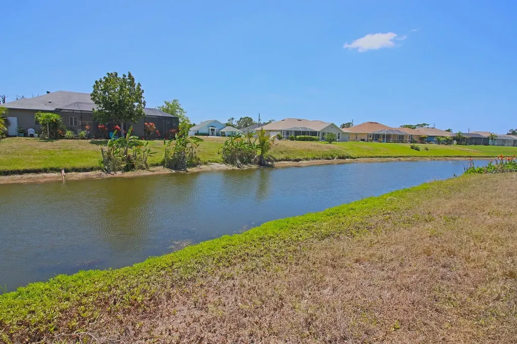 133 Fairway Road Rotonda West FL 33947