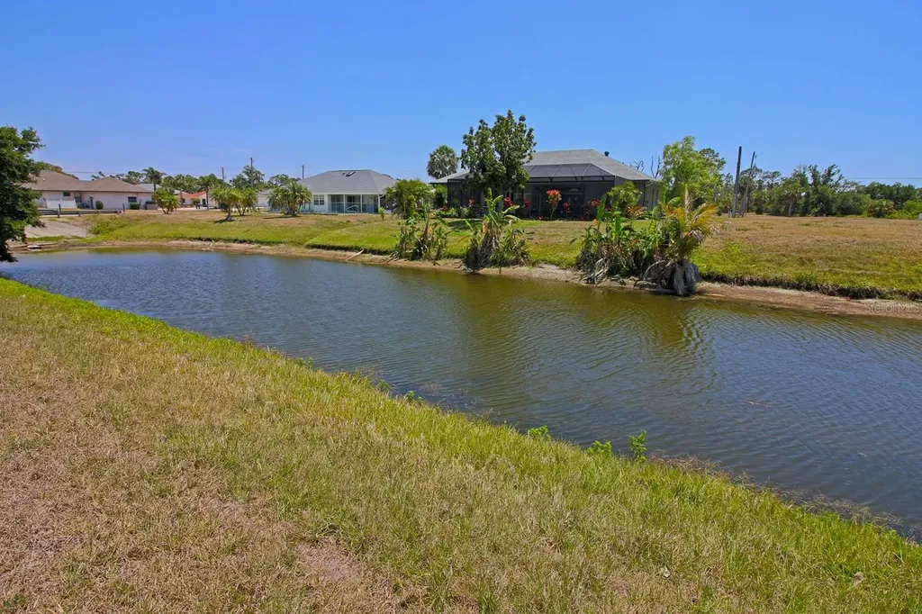 133 Fairway Road Rotonda West FL 33947