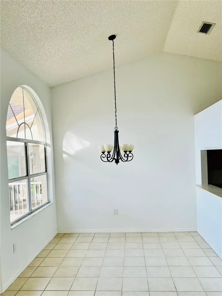 114 Clays Trail Oldsmar FL 34677