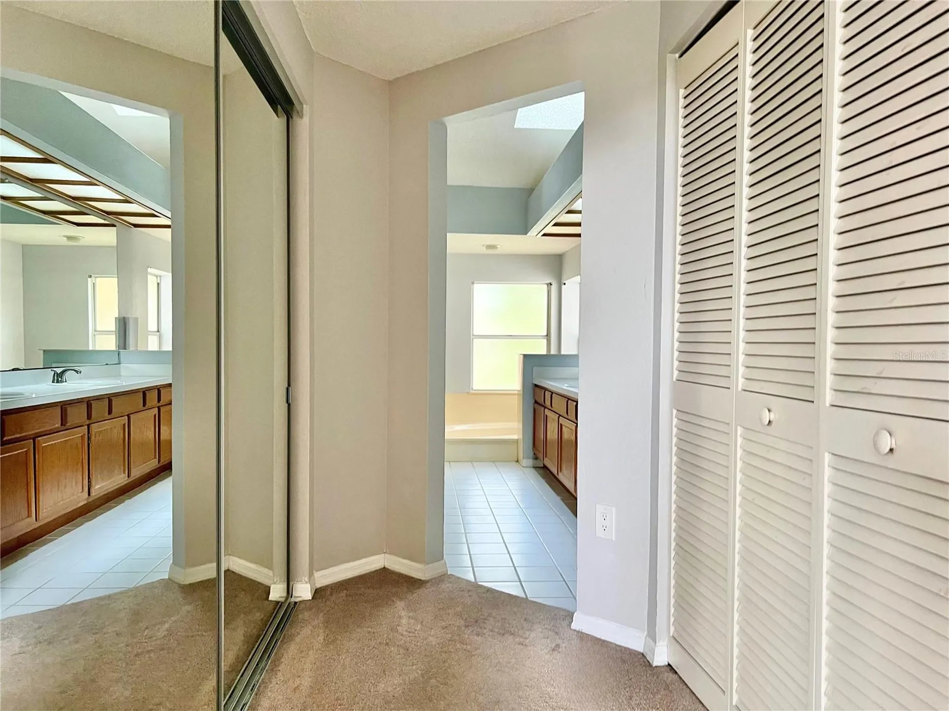 114 Clays Trail Oldsmar FL 34677