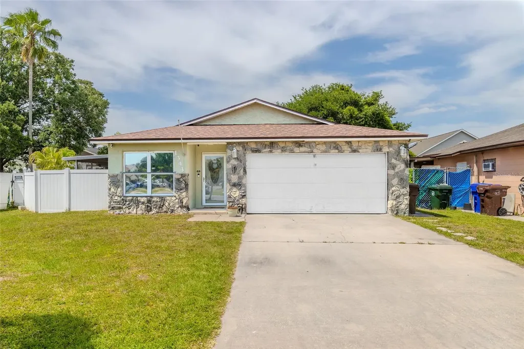 1343 Rocky Road Kissimmee FL 34744