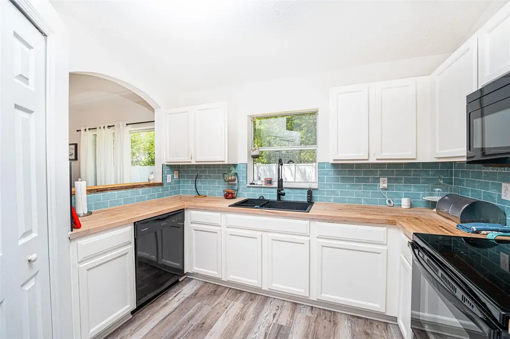 5 Zammer Court Palm Coast FL 32164