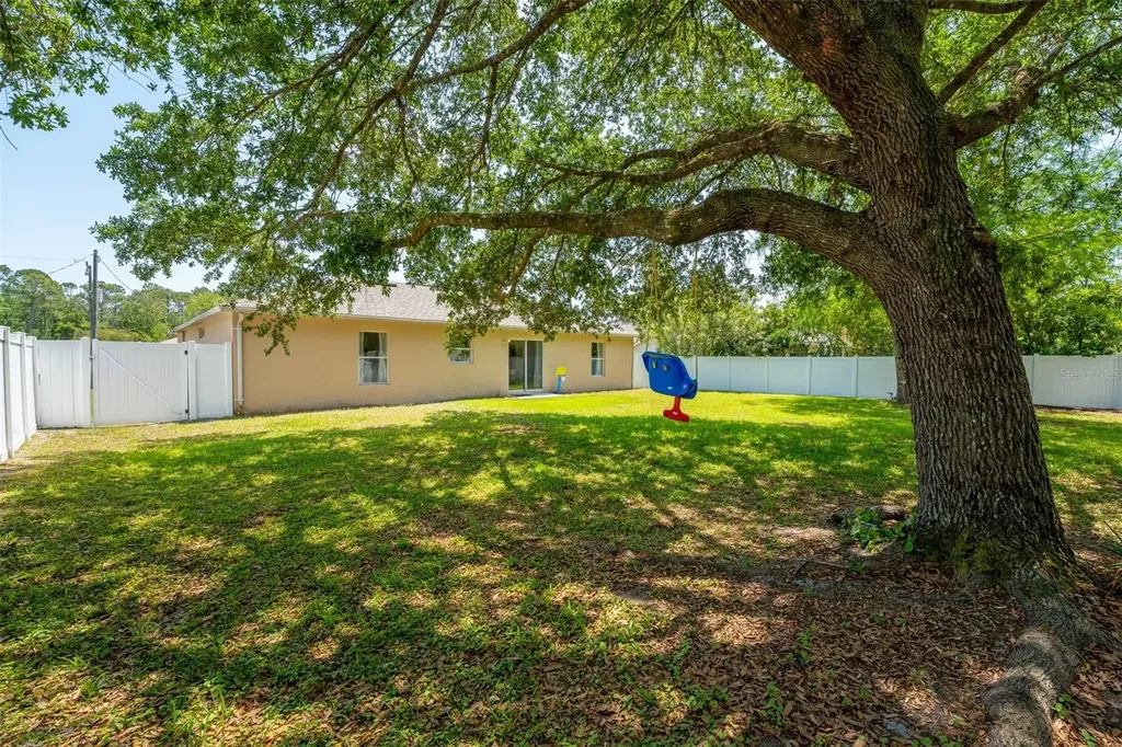 5 Zammer Court Palm Coast FL 32164