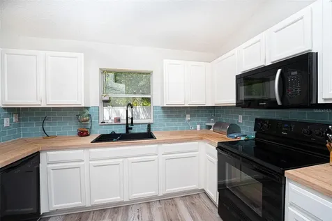 5 Zammer Court Palm Coast FL 32164