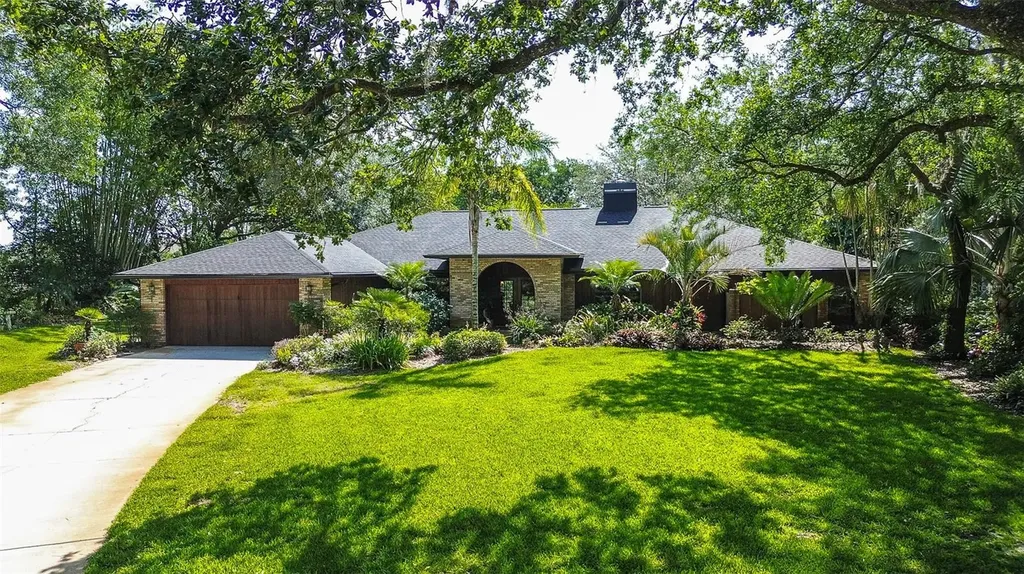 17519 Drake Court Lutz FL 33559