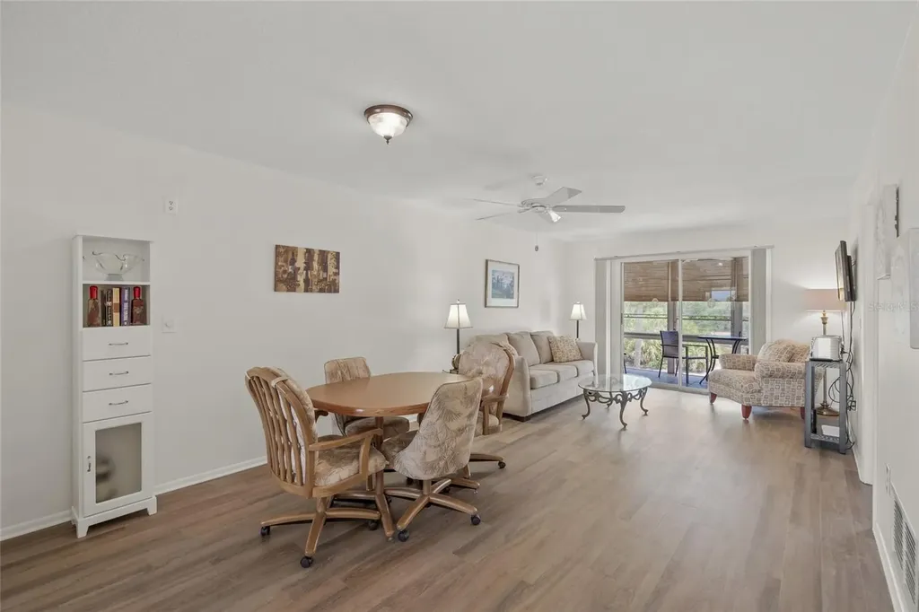 708 Tamiami Trail S Venice FL 34285