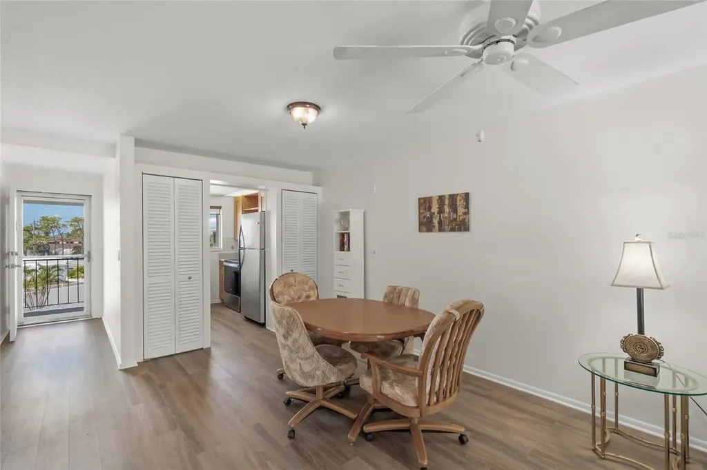 708 Tamiami Trail S Venice FL 34285