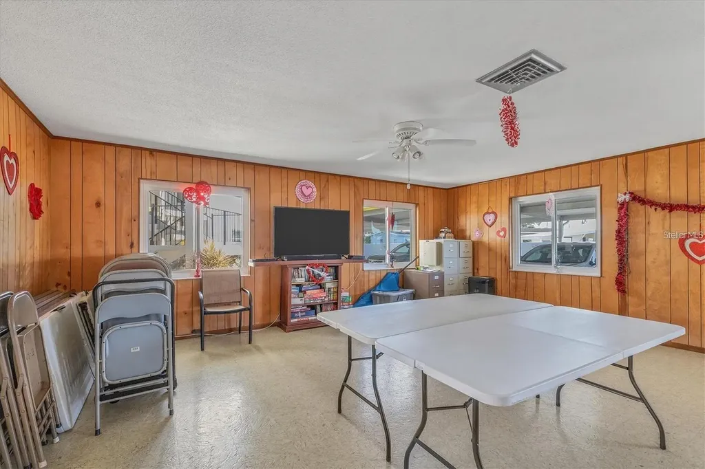708 Tamiami Trail S Venice FL 34285