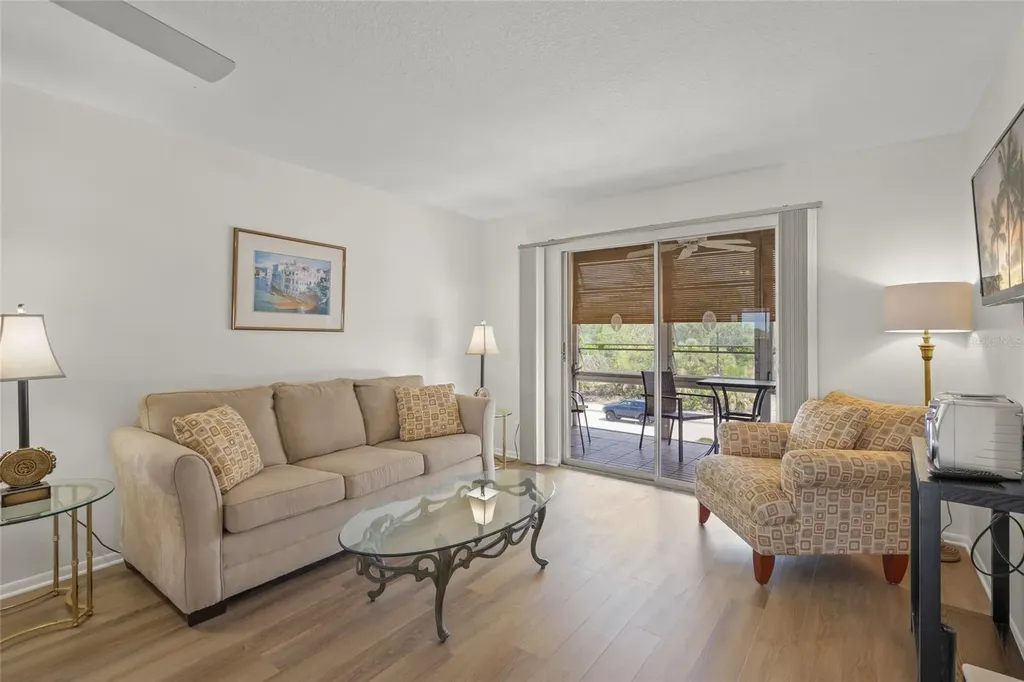708 Tamiami Trail S Venice FL 34285
