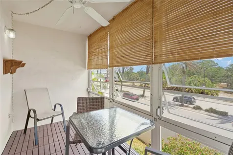 708 Tamiami Trail S Venice FL 34285
