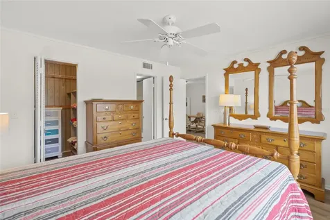 708 Tamiami Trail S Venice FL 34285