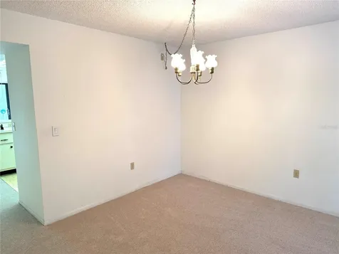 425 30th Avenue W Bradenton FL 34205