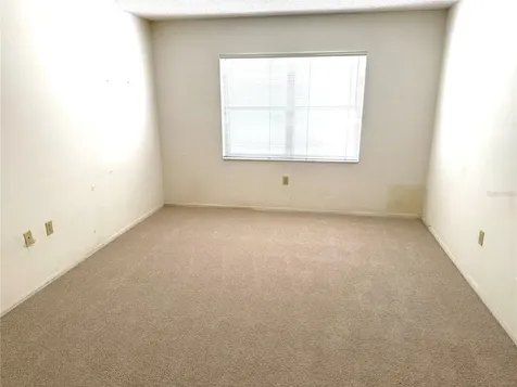 425 30th Avenue W Bradenton FL 34205