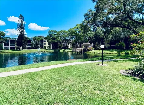 425 30th Avenue W Bradenton FL 34205