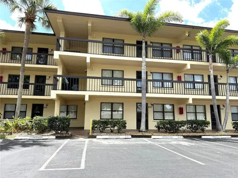 425 30th Avenue W Bradenton FL 34205