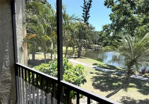 425 30th Avenue W Bradenton FL 34205