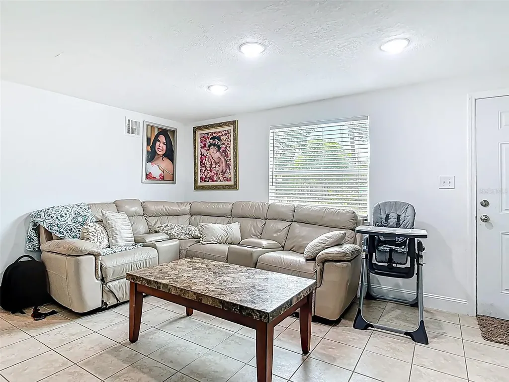 1403 W 13th Place Sanford FL 32771