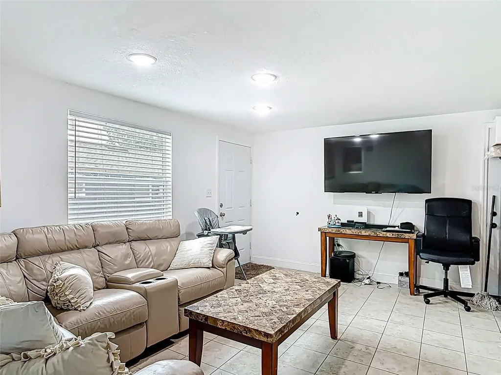 1403 W 13th Place Sanford FL 32771