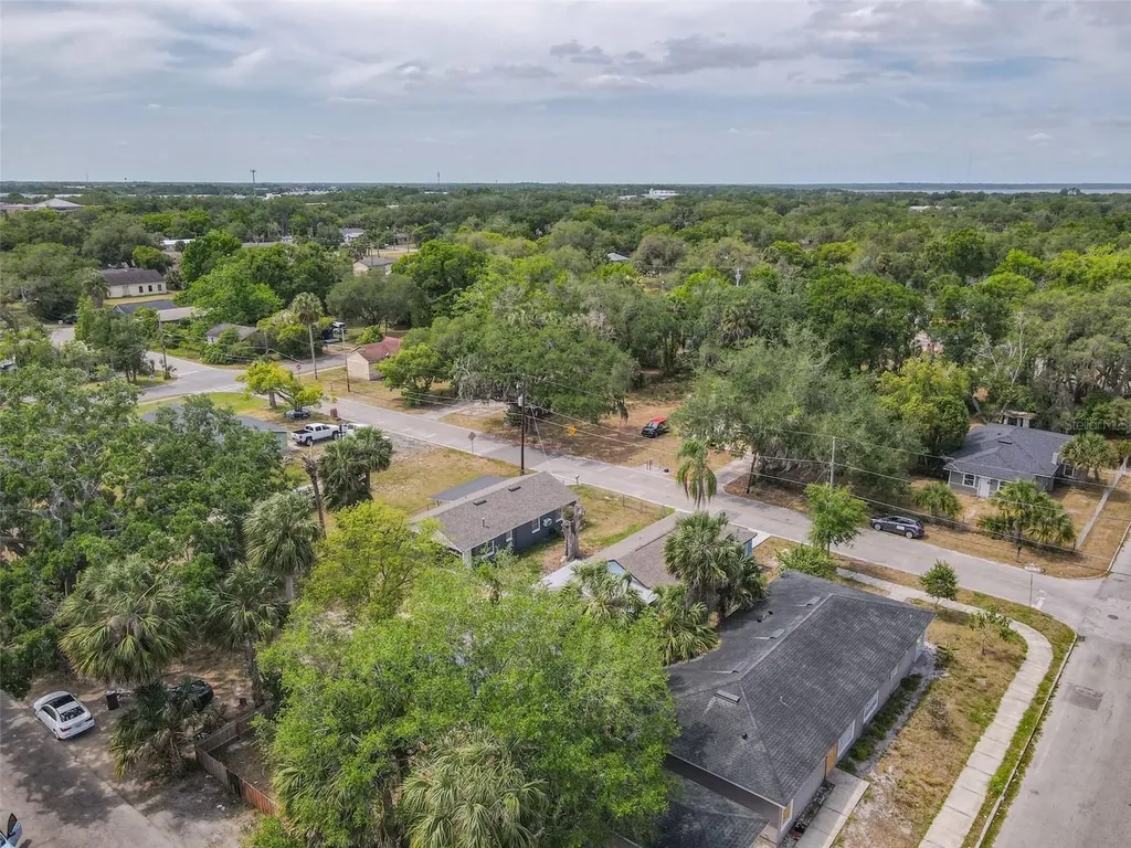 1403 W 13th Place Sanford FL 32771