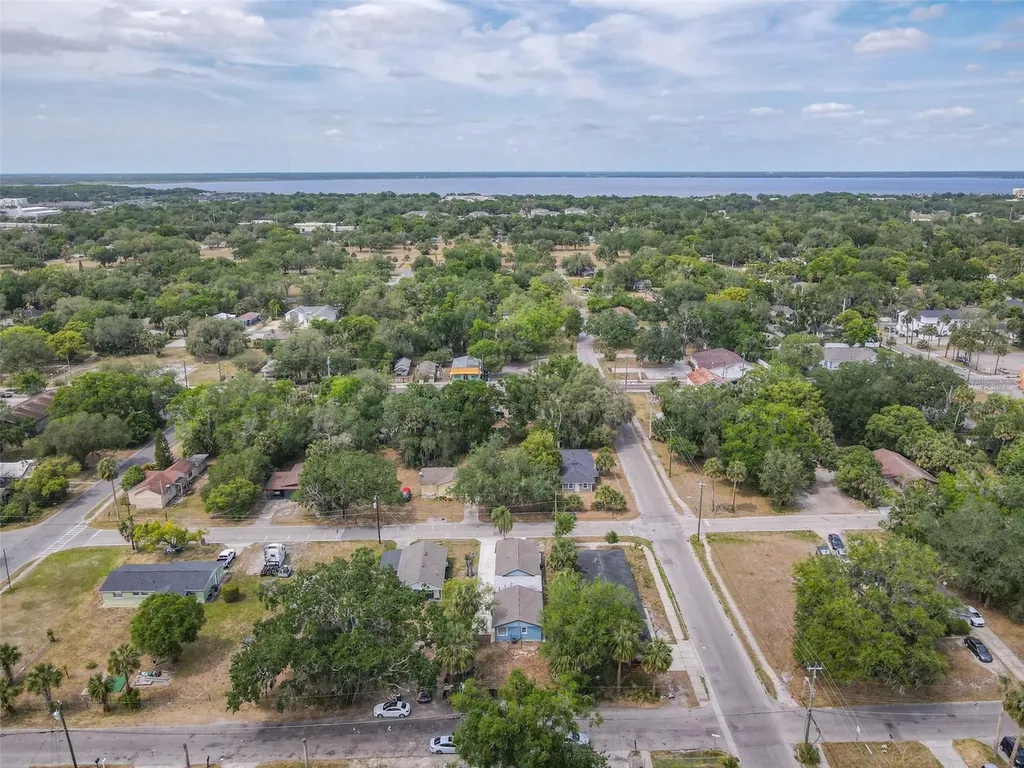 1403 W 13th Place Sanford FL 32771