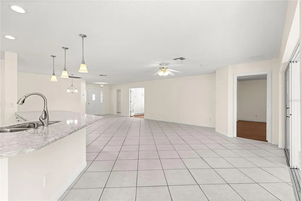 9452 SW 93rd Loop Ocala FL 34481